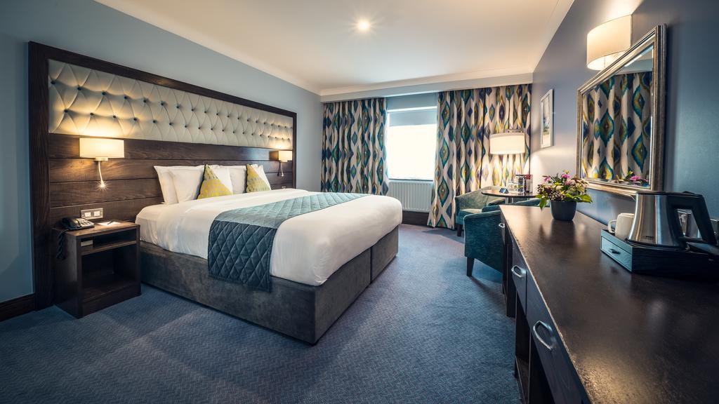 Cavan Crystal Hotel Экстерьер фото